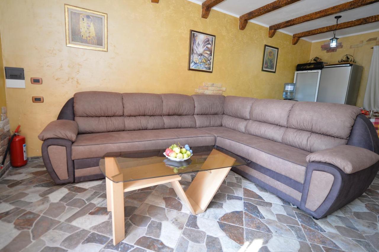 Vila Andrea Danilovgrad Kültér fotó